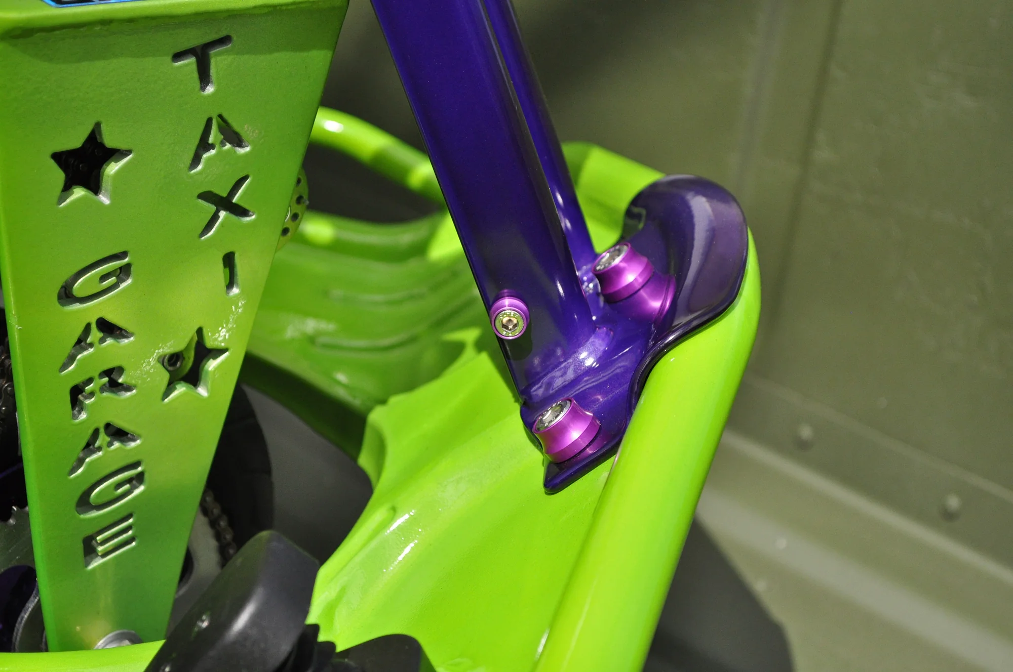 Dress up Hardware Kit for Standard Size Crazy Cart - Image 7