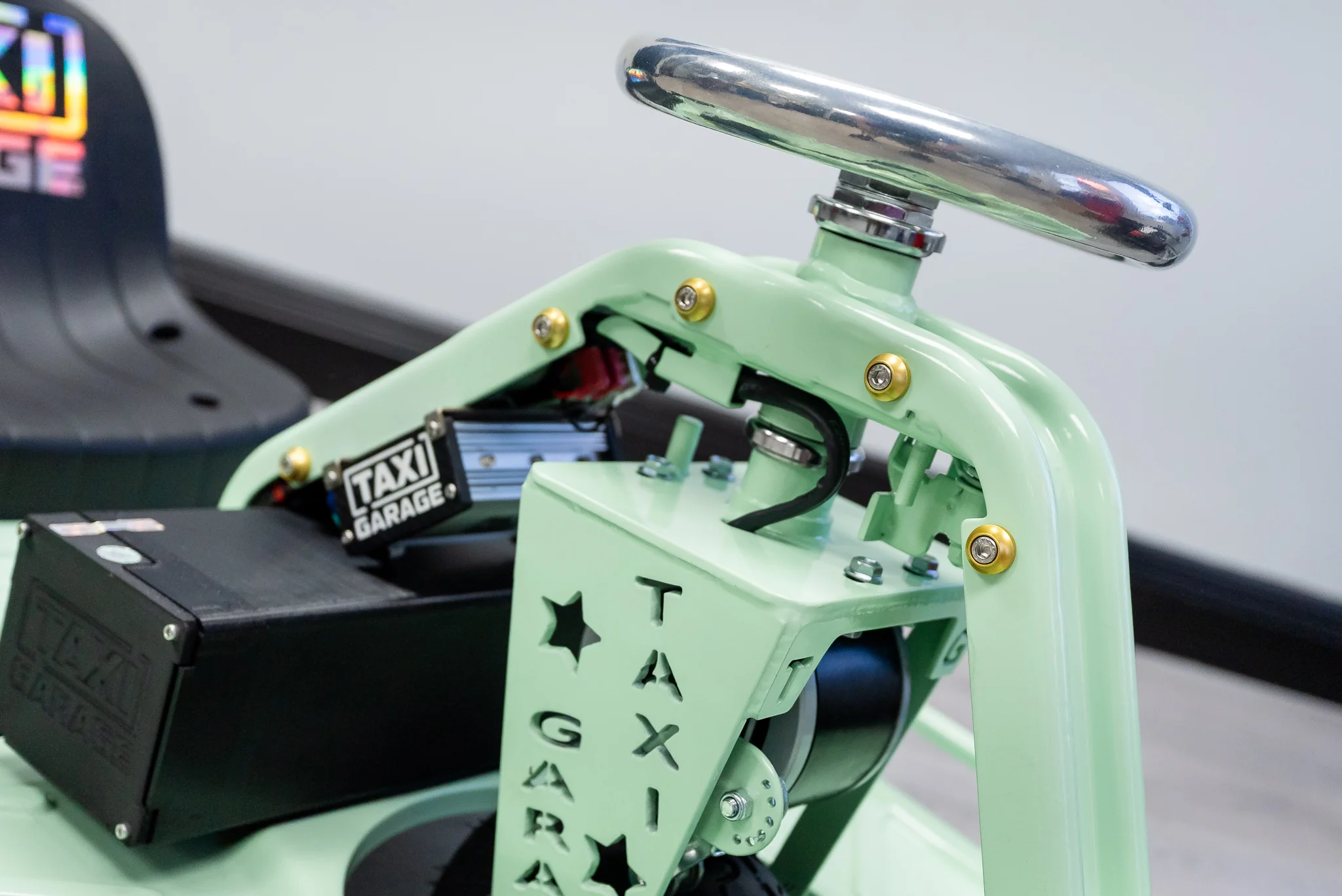 'PISTACHIO' Stage 4 Taxi Garage Crazy Cart INVENTORY - Image 3