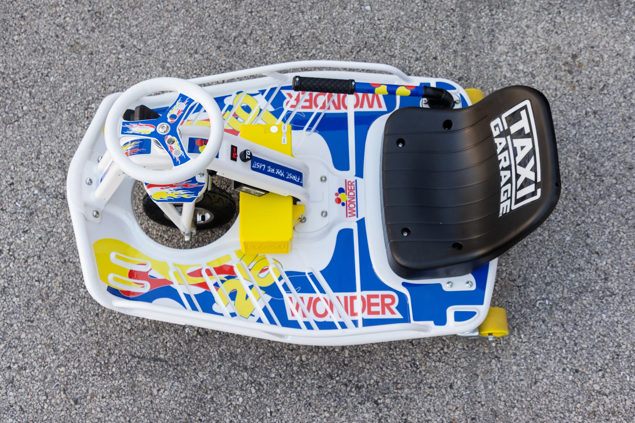 'Ricky Bobby Jr.' Stage 1 Taxi Garage Crazy Cart INVENTORY - Image 5