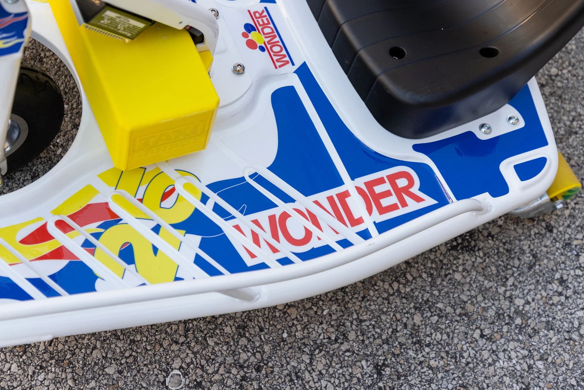 'Ricky Bobby Jr.' Stage 1 Taxi Garage Crazy Cart INVENTORY - Image 8
