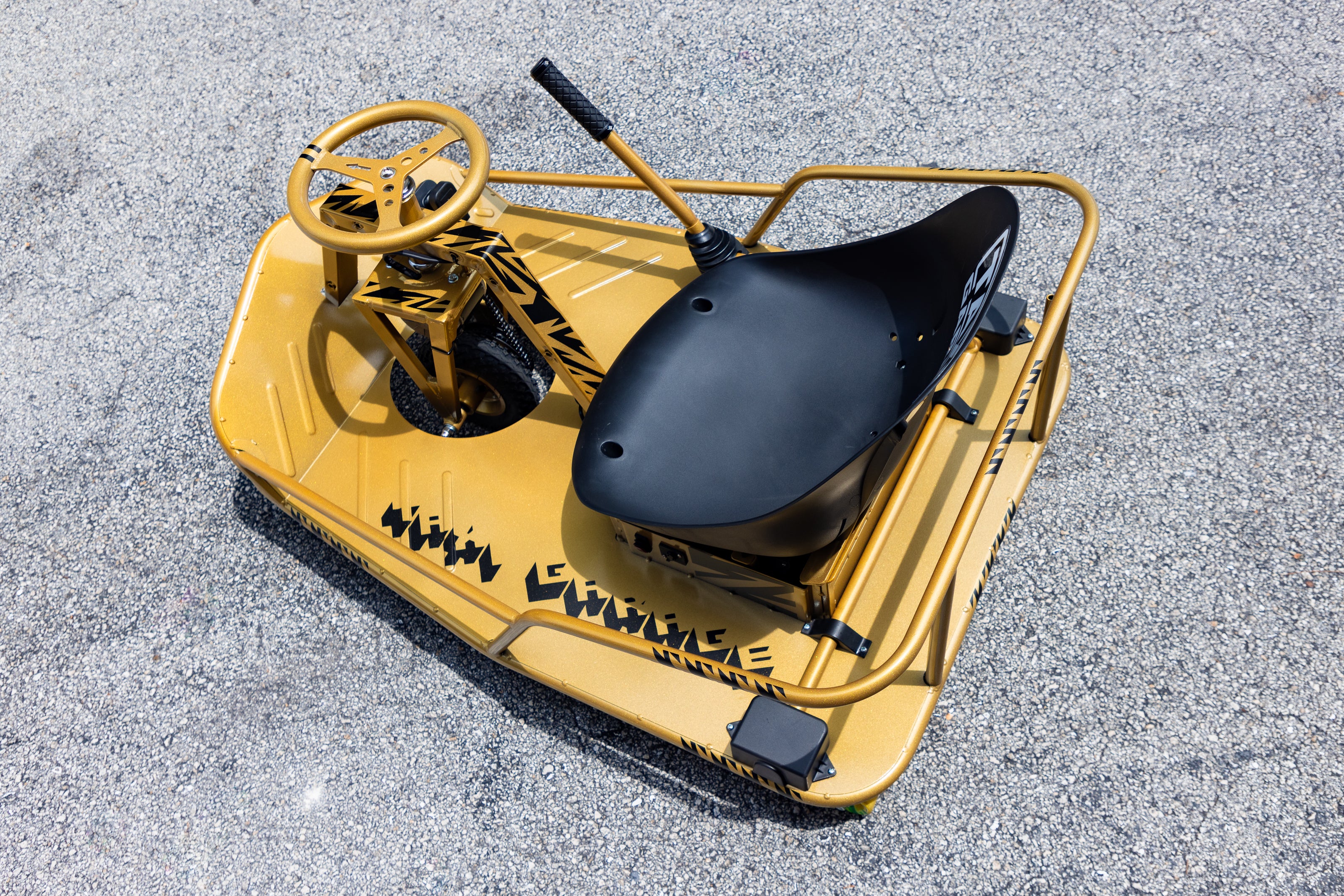 Stage 3 XL Golden Glitter Taxi Garage Crazy Cart INVENTORY - Image 6