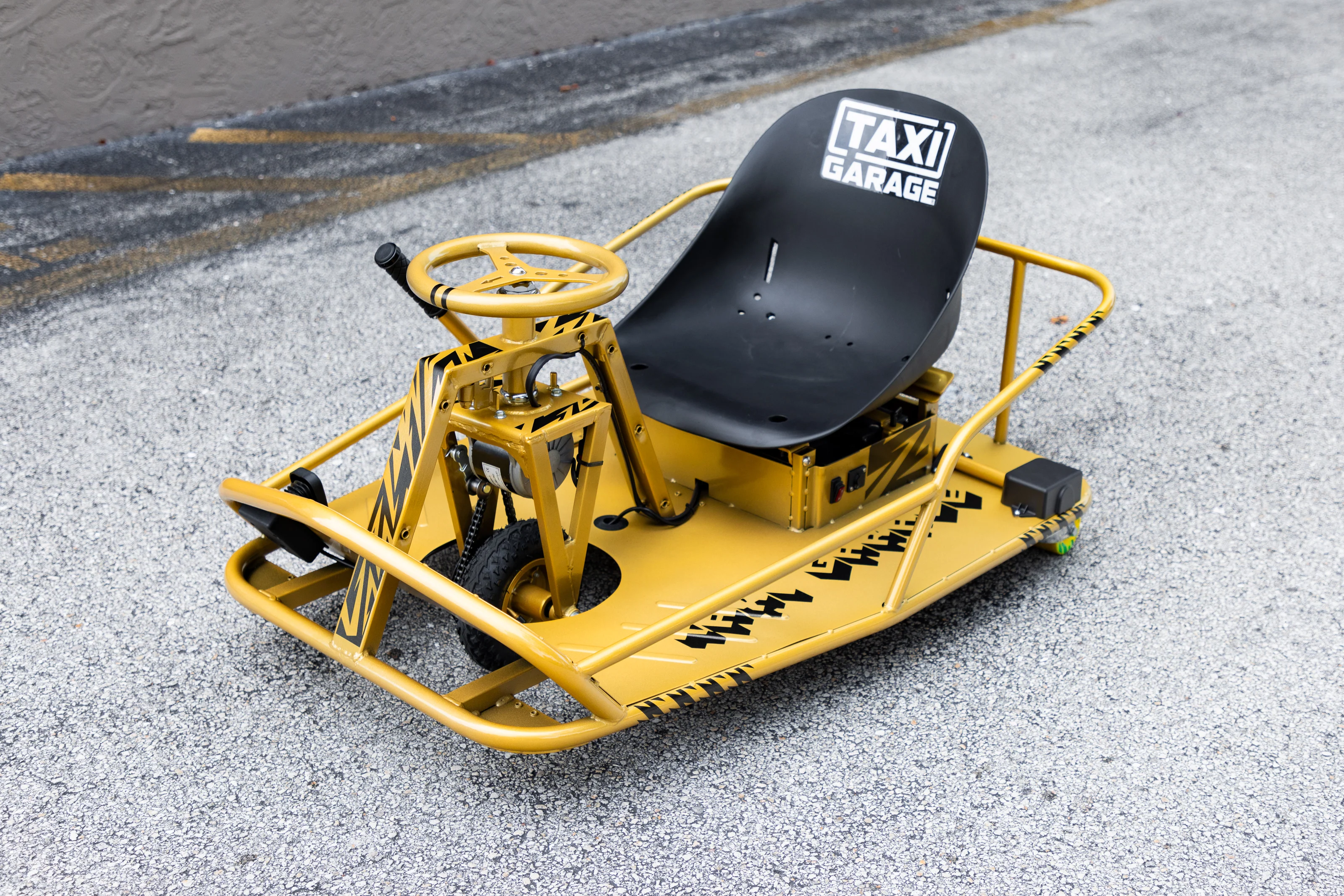 Stage 3 XL Golden Glitter Taxi Garage Crazy Cart INVENTORY - Image 8