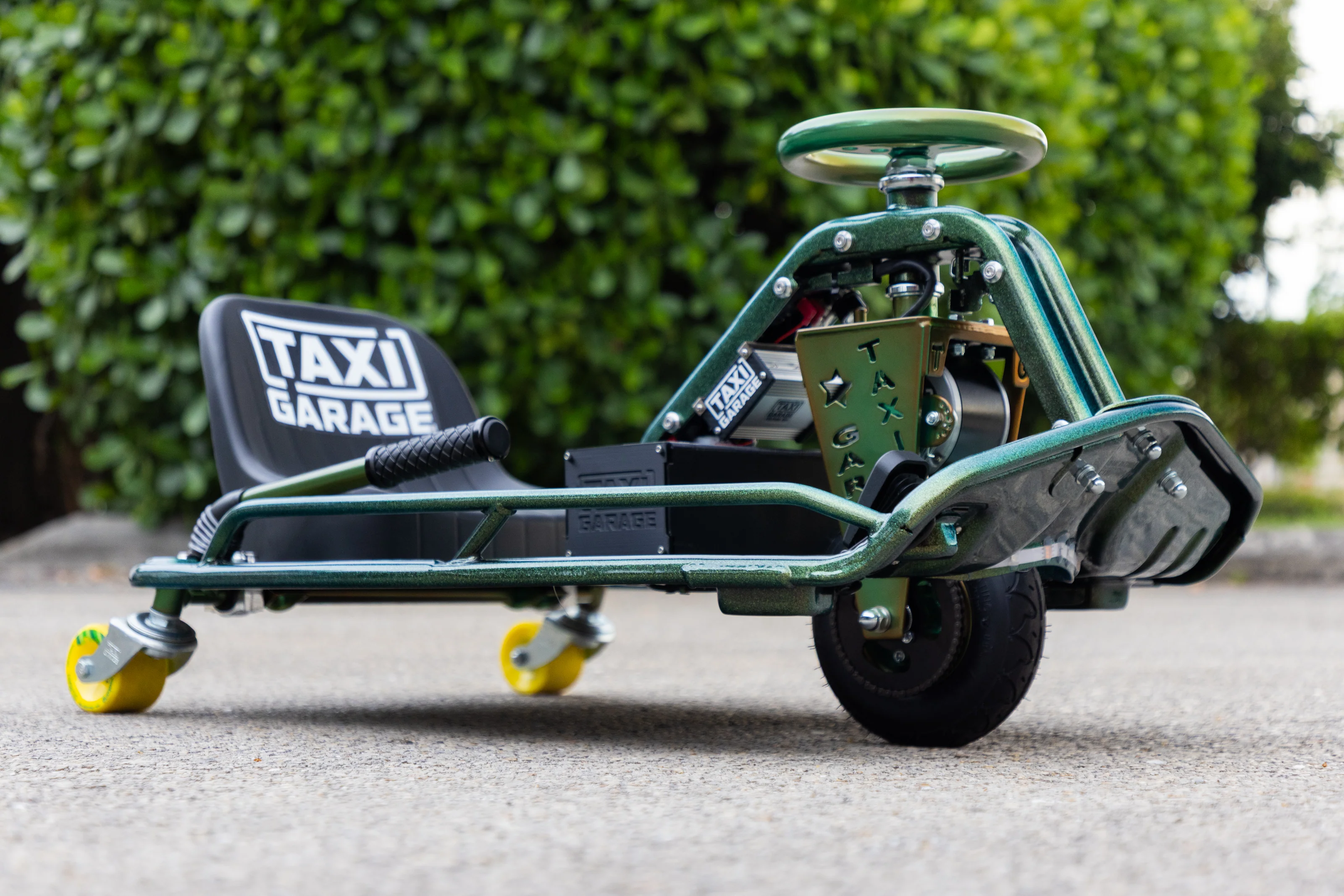 Stage 4.5 'Gojira' Taxi Garage Crazy Cart INVENTORY