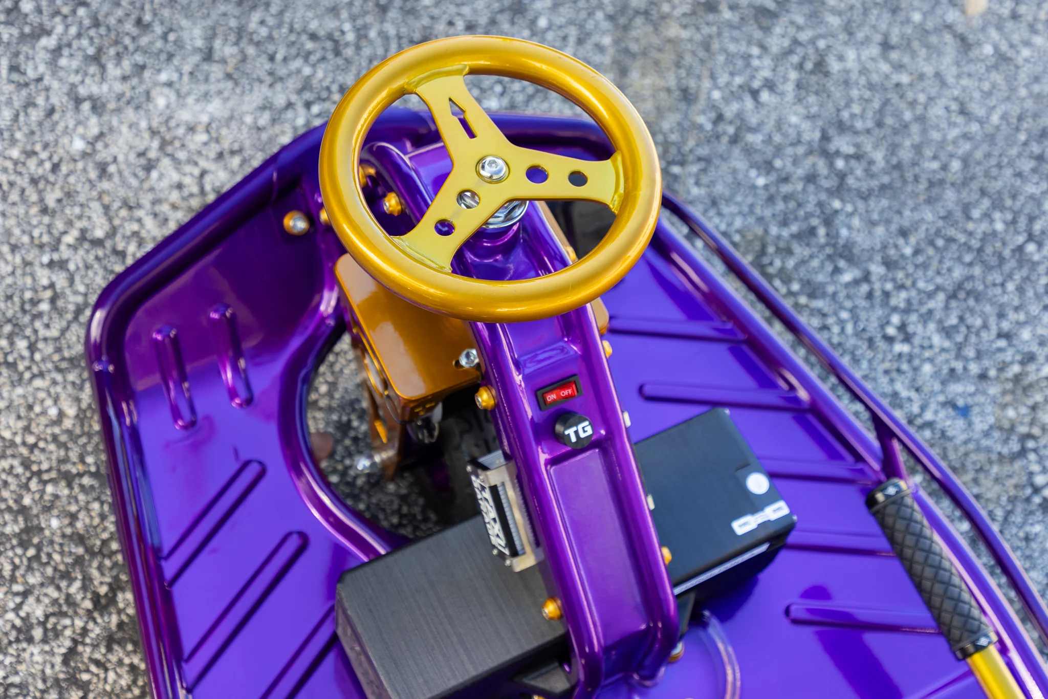 Stage 4 "Purple and Gold" Taxi Garage Crazy Cart INVENTORY - Image 2