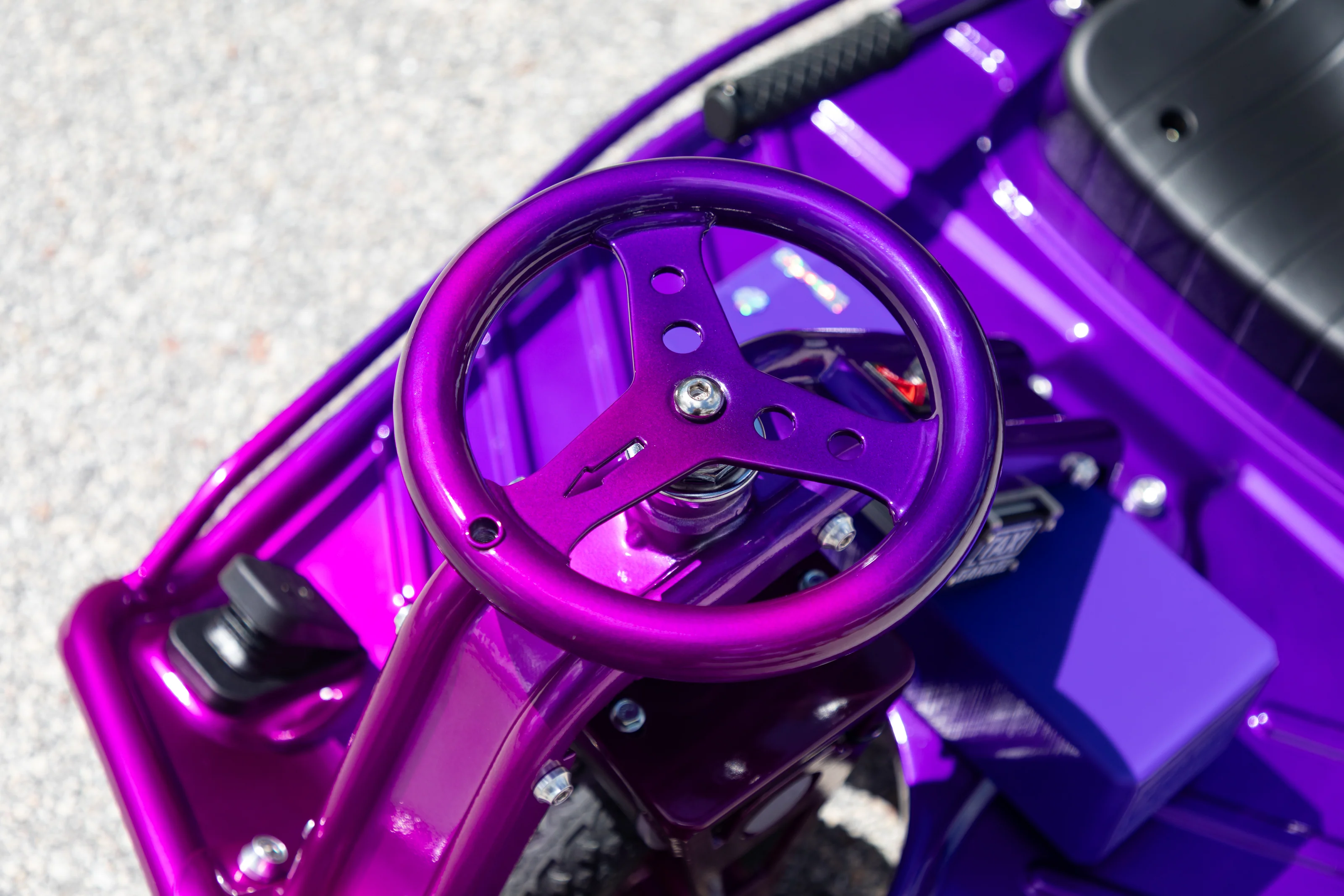 Stage 4 Taxi Garage Crazy Cart Violet Gradient Fade INVENTORY - Image 6