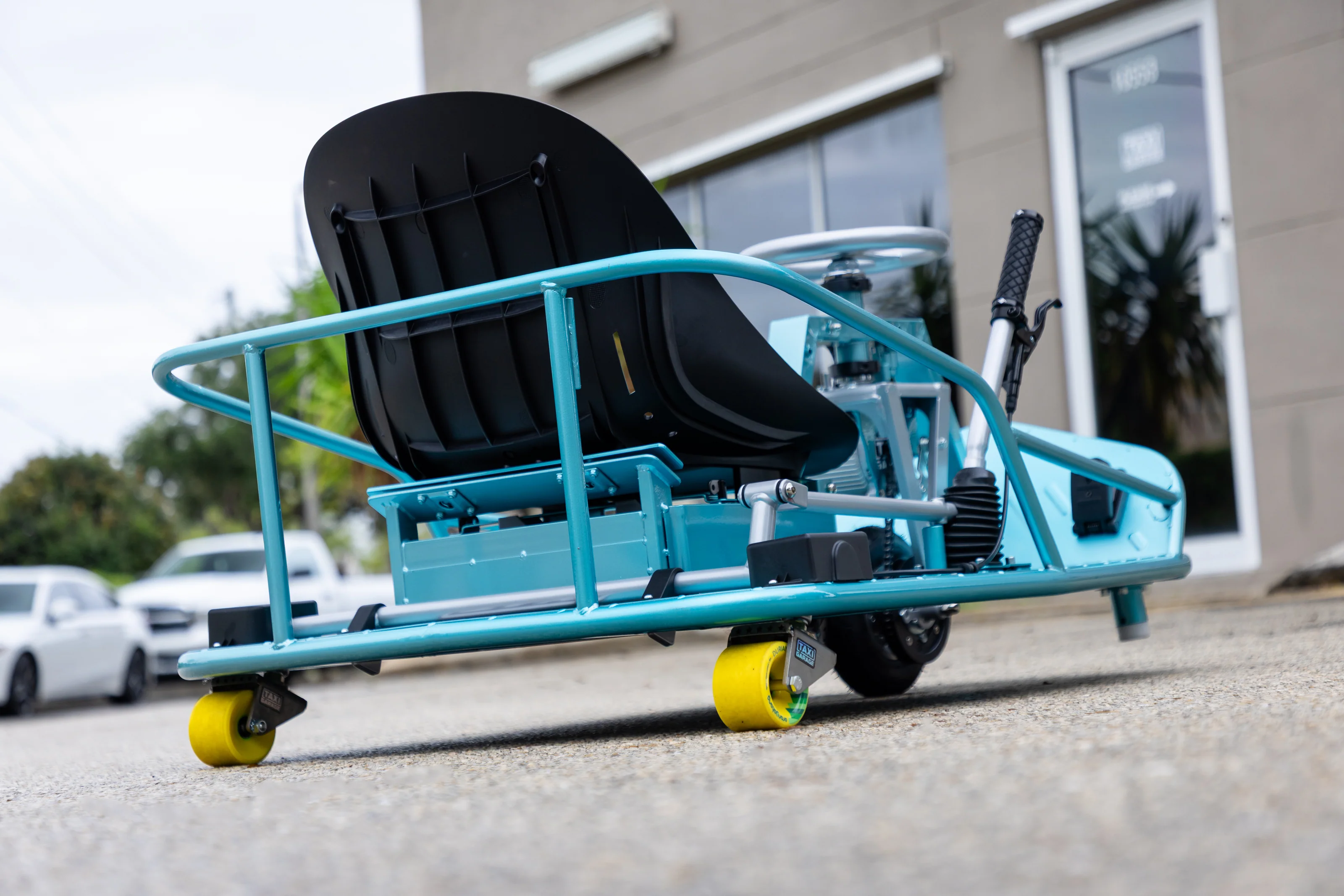 Stage 4 XL "Illusion Ice" w/Brakes Taxi Garage Crazy Cart INVENTORY - Image 4