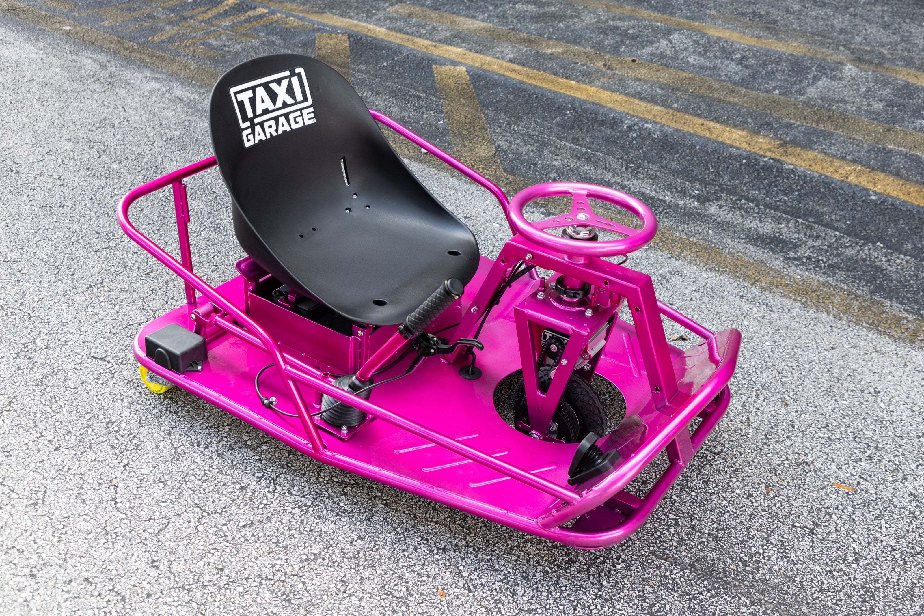 Stage 4 XL w/Brakes Illusion Pink Taxi Garage Crazy Cart INVENTORY - Image 9