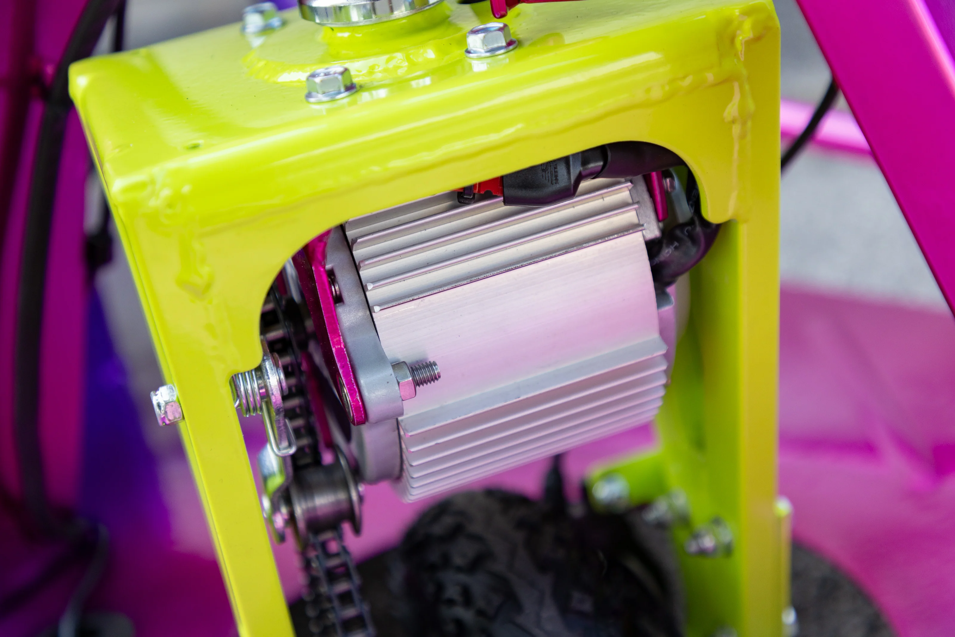 Stage 4 XL w/Brakes Naoki Fade Taxi Garage Crazy Cart INVENTORY - Image 6
